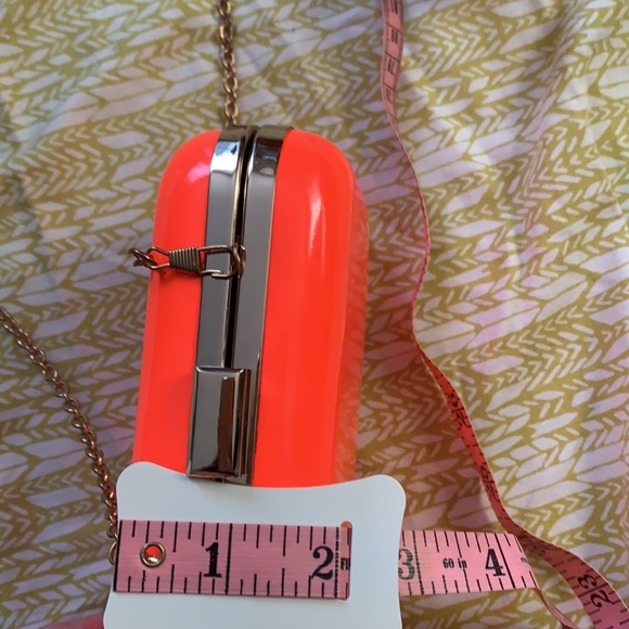 Cute little neon coral box purse from dELiA*s - Picture 7 of 8